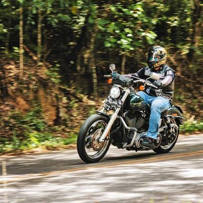 HARLEY-DAVIDSON DYNA LOW RIDER 